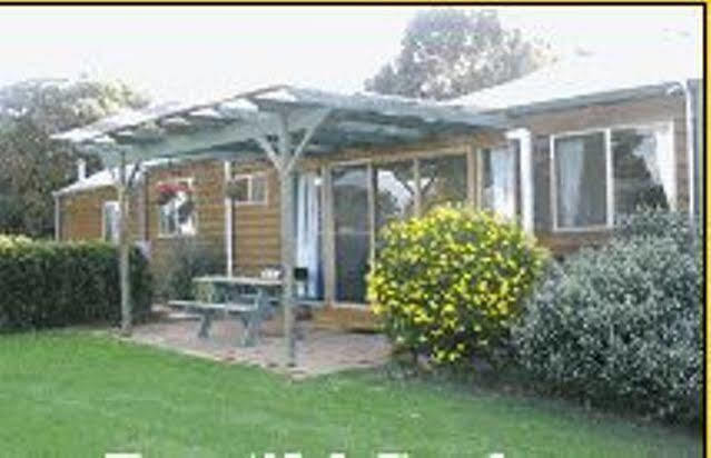 Sunflowers Animal Farm&Farmstay Pensión Margaret River Exterior foto